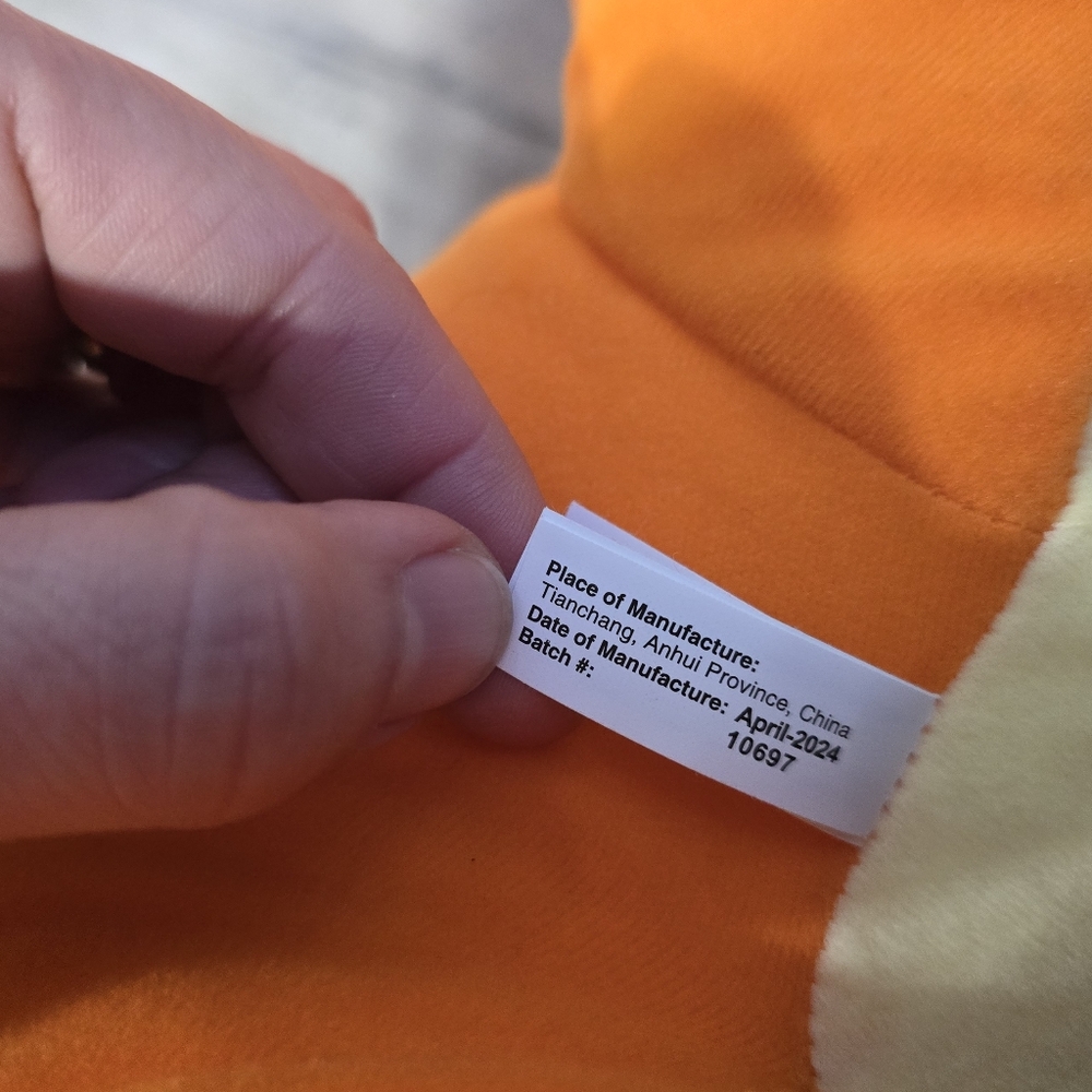 Pokemon Charmander Plush - Picture 5 of 11